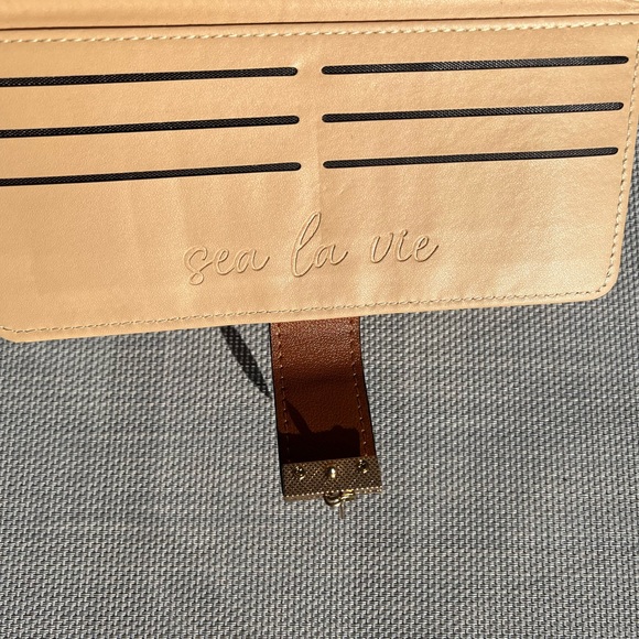 Vagabond Goods “Sea La Vie” brown wallet Wanderlust Beachly Box NIB - Picture 4 of 7